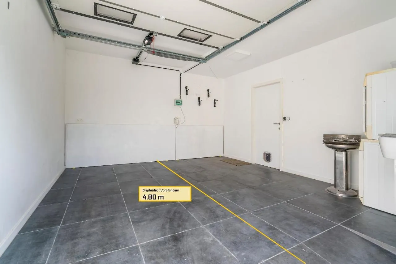 Sersea - Spacious Holiday House In Ostend With Garage Belgien
